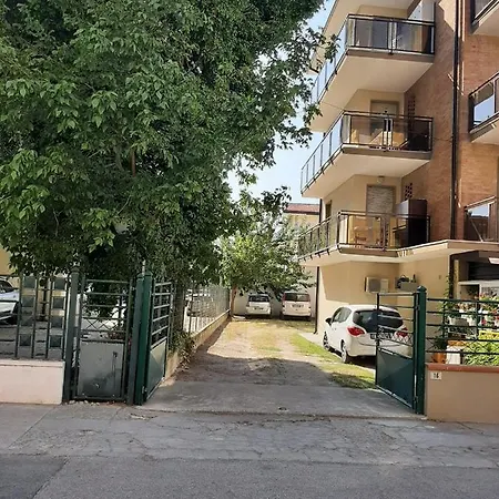 דירה Lido